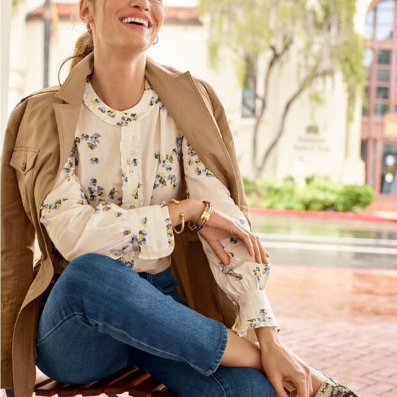 New-Talbots Petite Pleaded Ruffle Trim Floral Blouse. NWOT - Picture 2 of 14